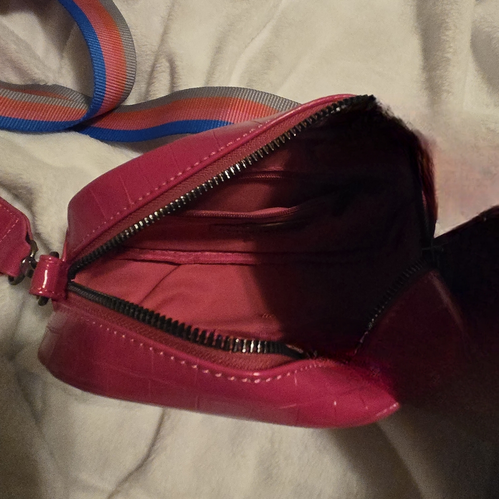 Montana West Bright Pink Croc-Embossed Crossbody with Multicolor Webbed Strap - Picture 6 of 6